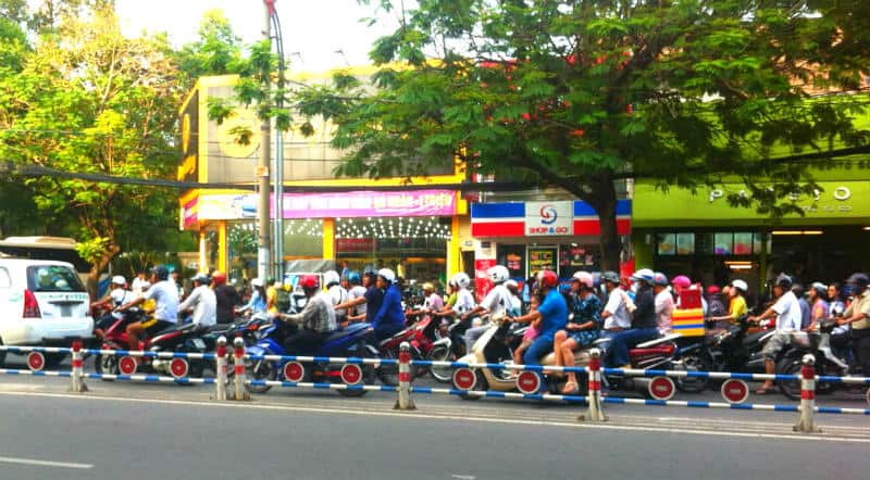 traffico saigon vietnam