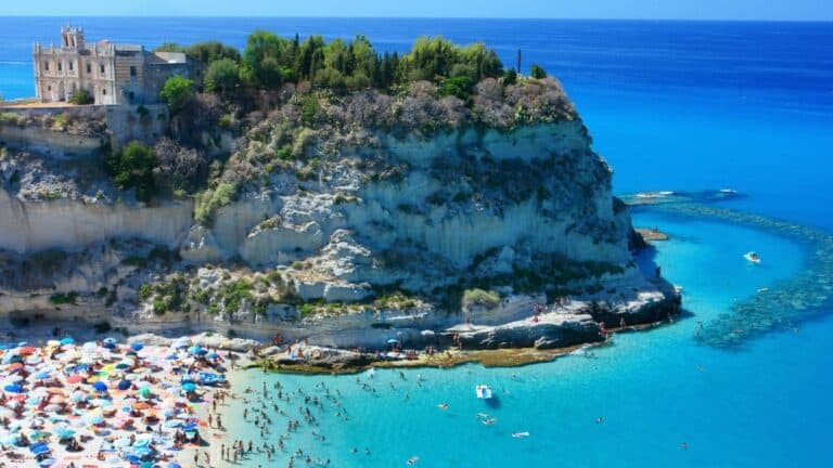 Vivere l’anima autentica di Tropea: 5 consigli per una vacanza straordinaria
